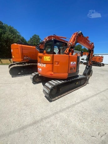 2017 Hitachi ZX75US-5B — Ashland, Virginia — $44,900 — photo 3