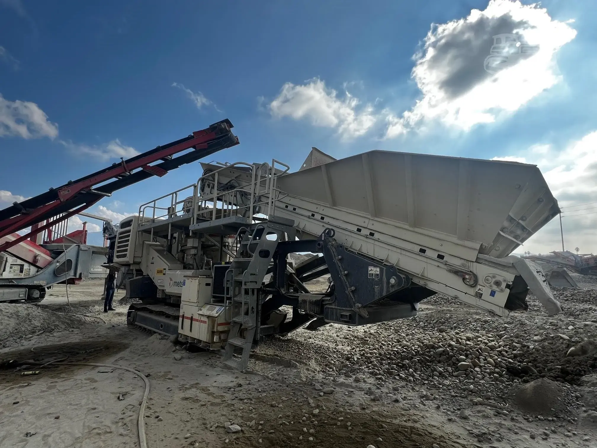 2019 Metso LT300HP — Perris, California — $550,000 — photo 2