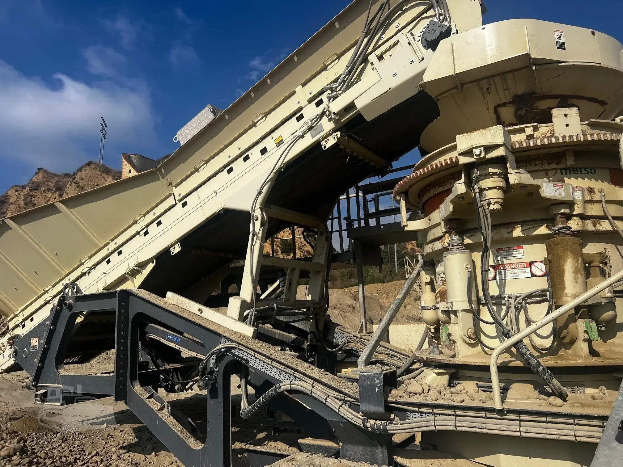 2019 Metso LT300HP — Perris, California — $550,000 — photo 3