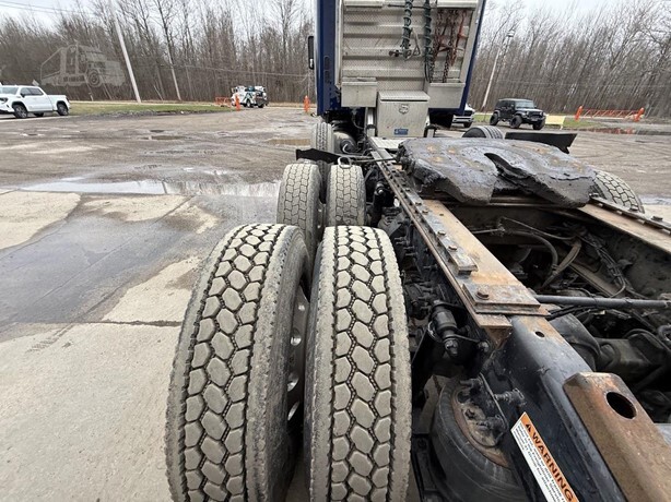 2021 Freightliner 122SD — Ashtabula, Ohio — $210,000 — photo 10