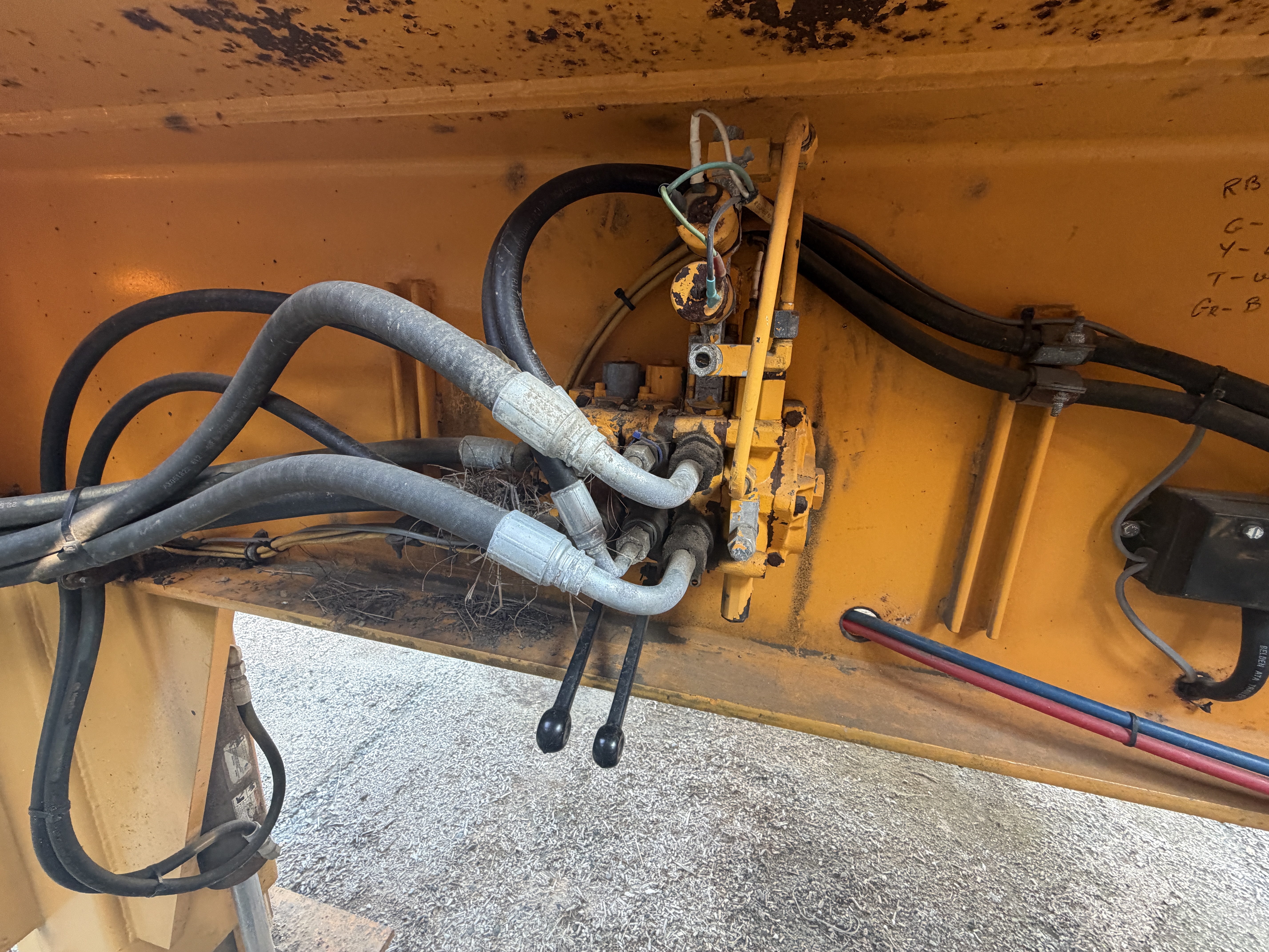1997 Continental Biomass Industries Portable Pre-Screener — North Kingstown, RI — $195,000 — photo 5