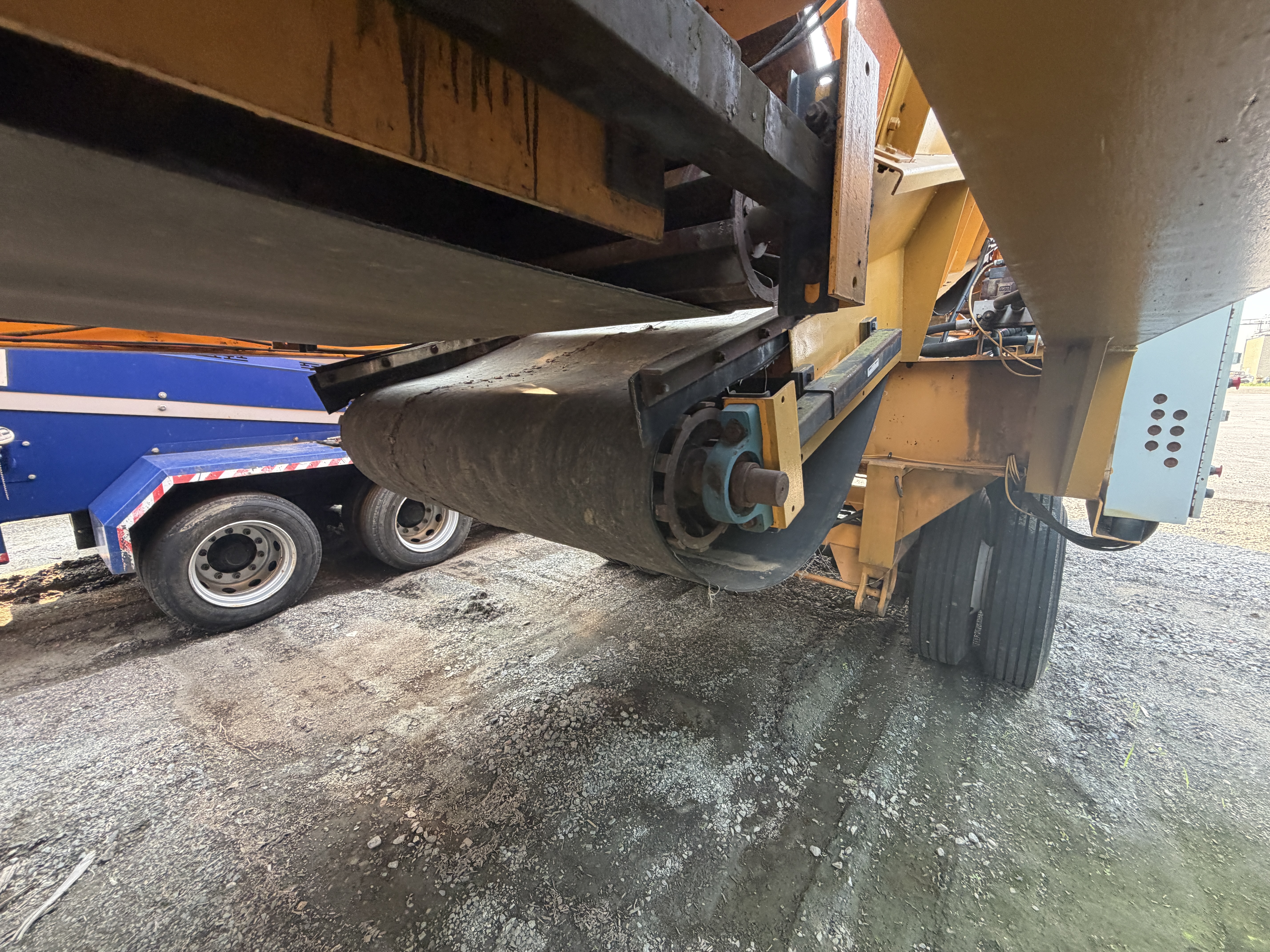 1997 Continental Biomass Industries Portable Pre-Screener — North Kingstown, RI — $195,000 — photo 9