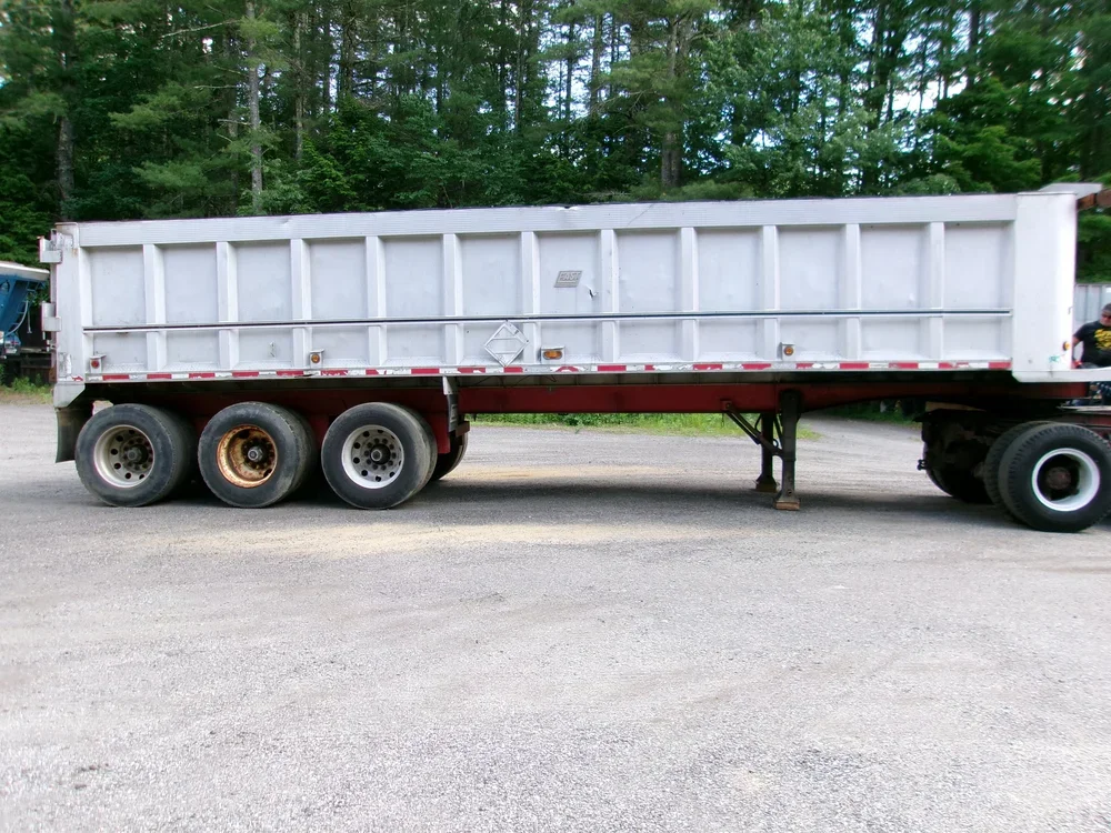 1999 East Tri-Axle Dump Trailer — $14,900 — photo 2