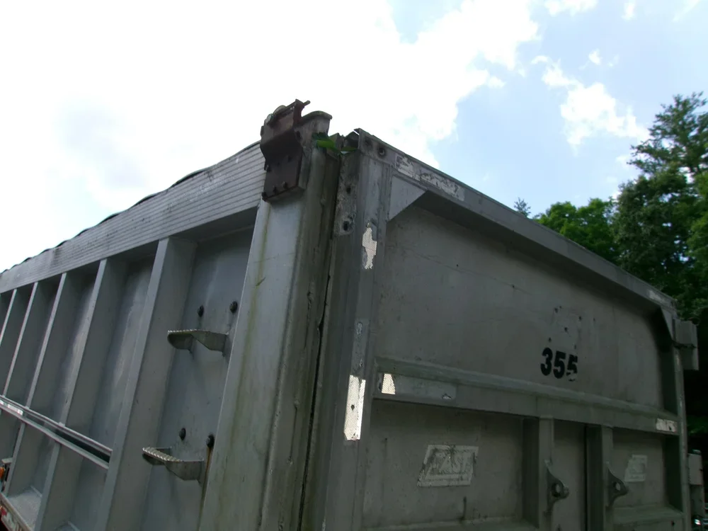 1999 East Tri-Axle Dump Trailer — $14,900 — photo 11