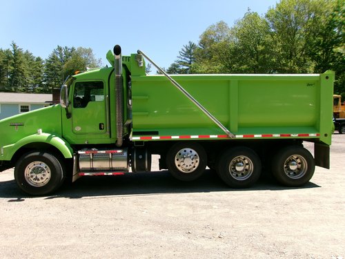 2014 Kenworth T800 — Pepperell, Massachusetts — $79,900 — photo 6