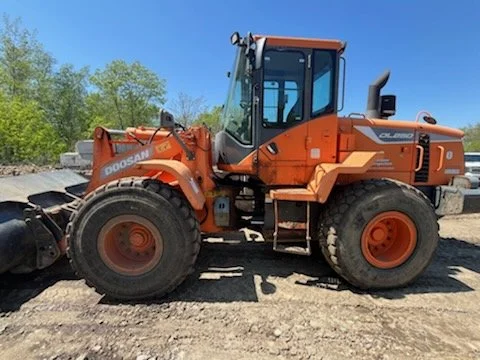 2015 Doosan DL 250 Wheel Loader — Doosan DL — Reading, Massachusetts
