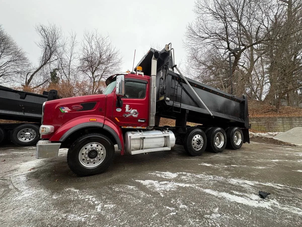 2016 Peterbilt 567 — Reading, Massachusetts — $99,450 — photo 2