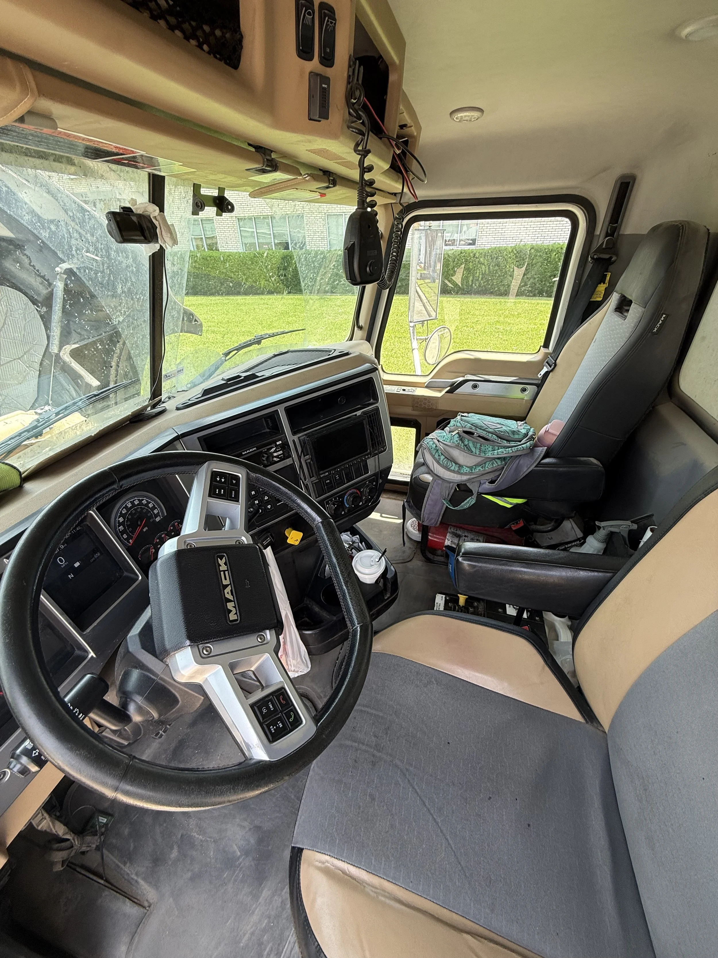 2019 Mack Quad-Axle — Reading, Massachusetts — $149,900 — photo 6