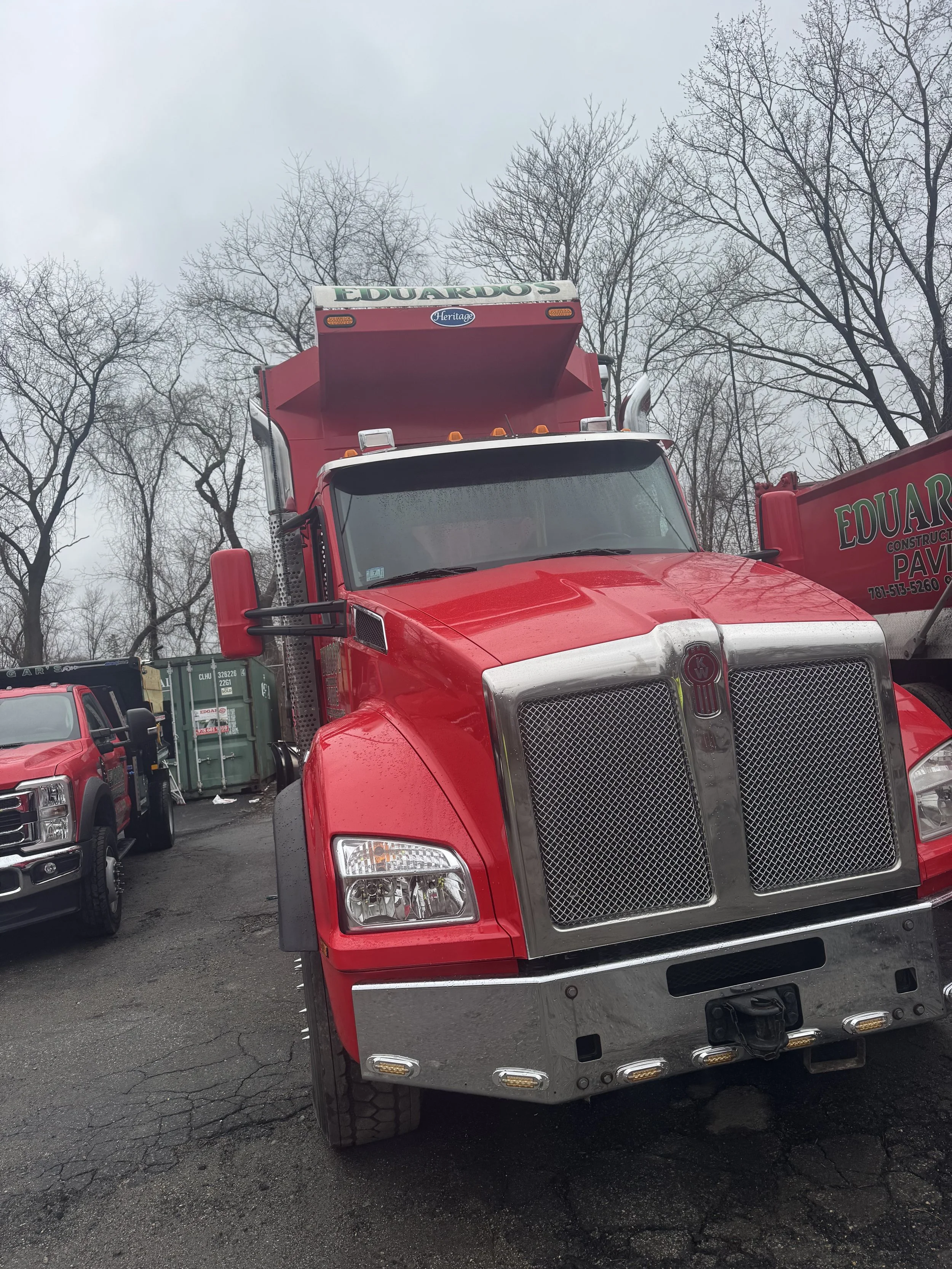 2020 Kenworth T880 — Reading, Massachusetts — $190,000 — photo 2