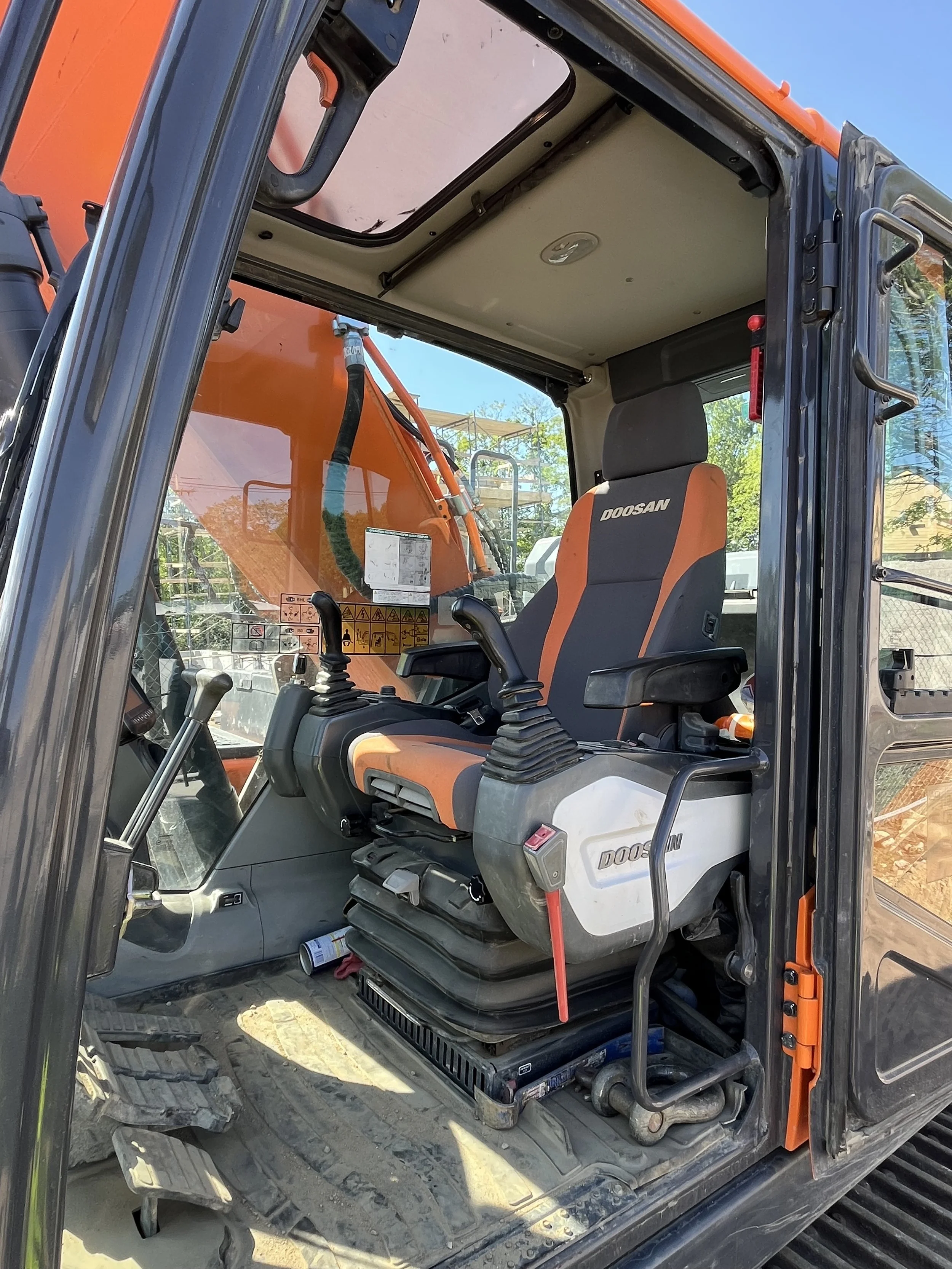 2021 Doosan DX300LC-5 — Reading, Massachusetts — $129,000 — photo 2