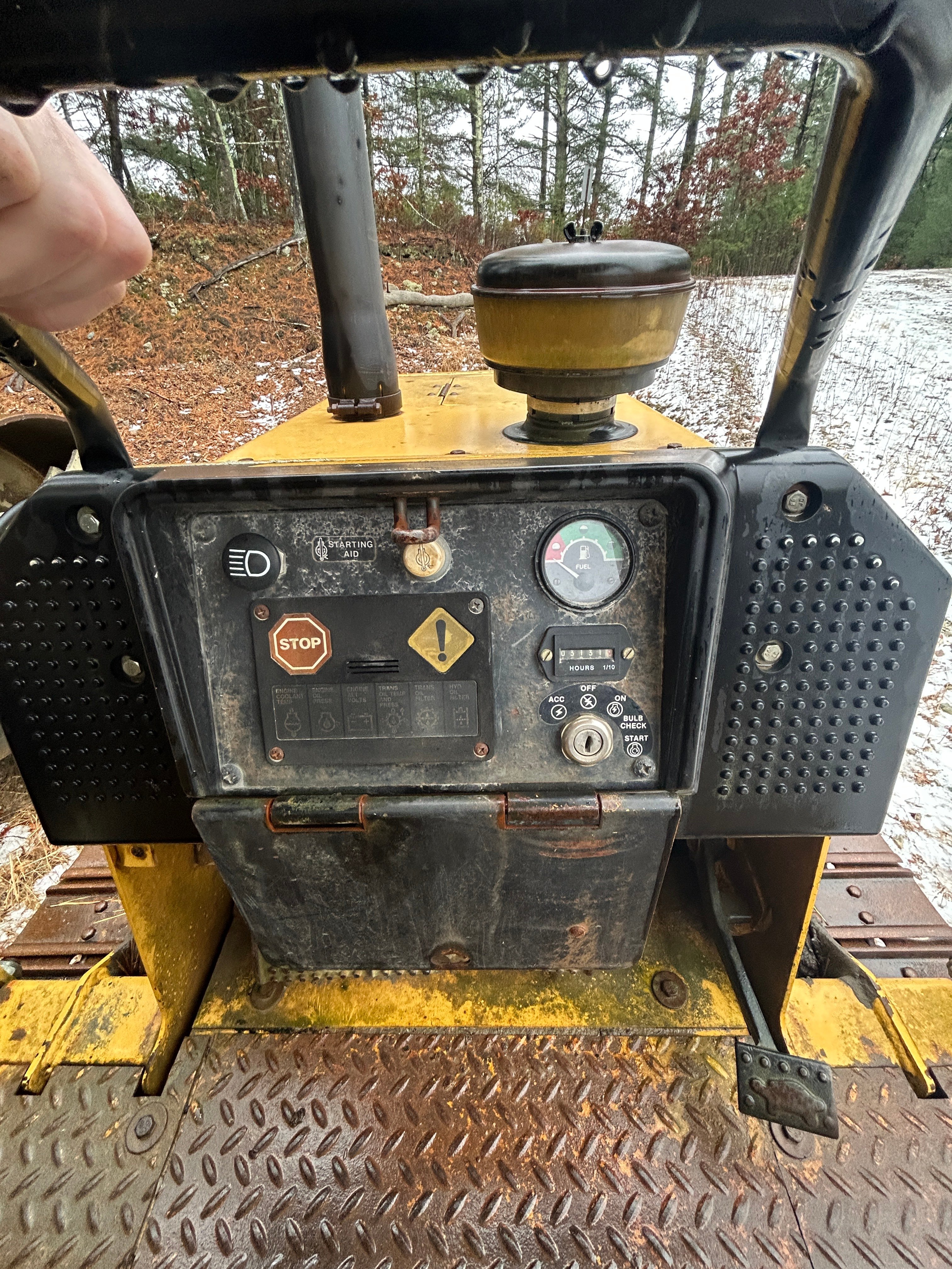 1999 John Deere 450G LT Series IV — Massachusetts — $25,000 — photo 8