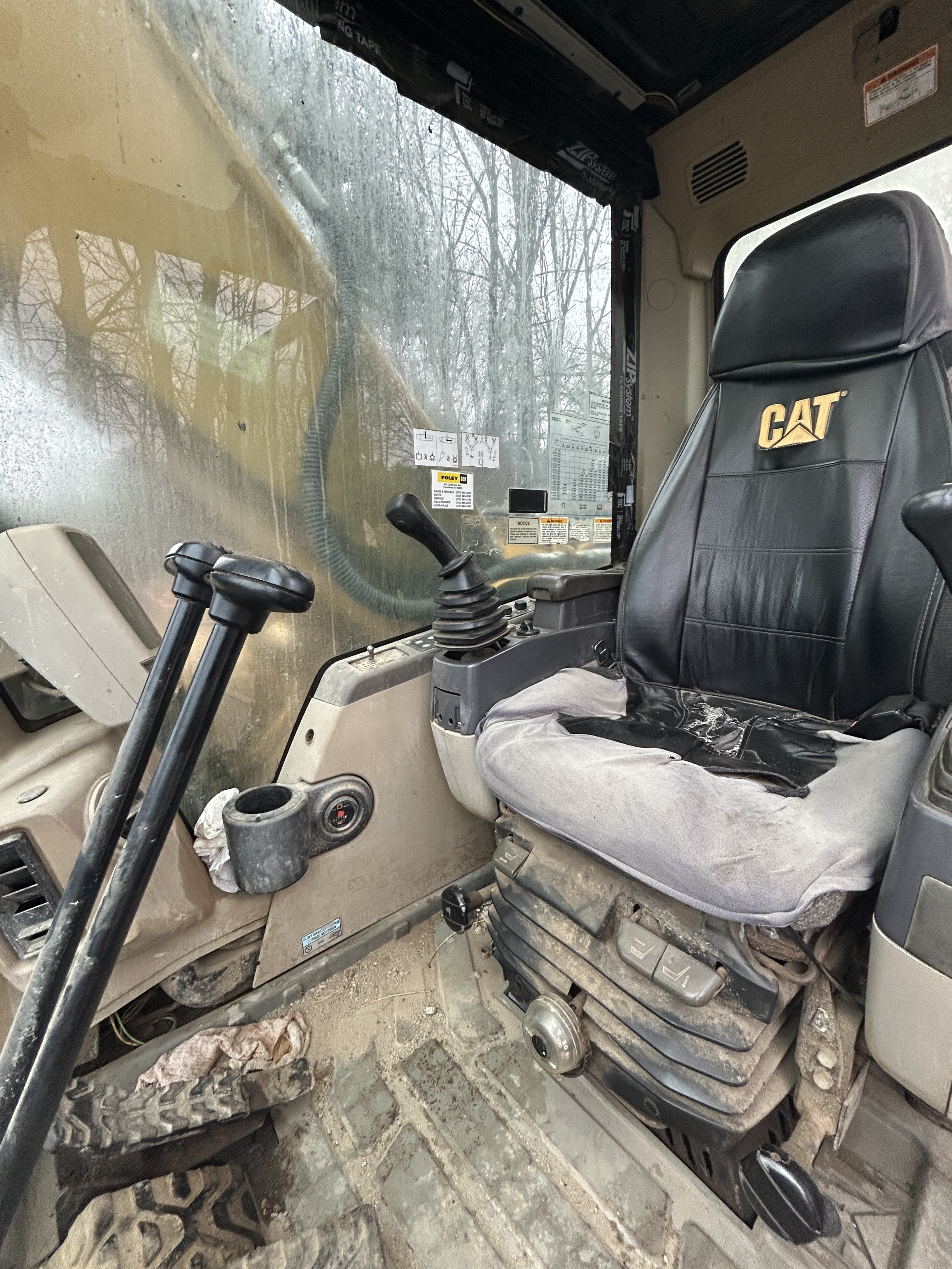 2003 Caterpillar 322C — Massachusetts — $50,000 — photo 5