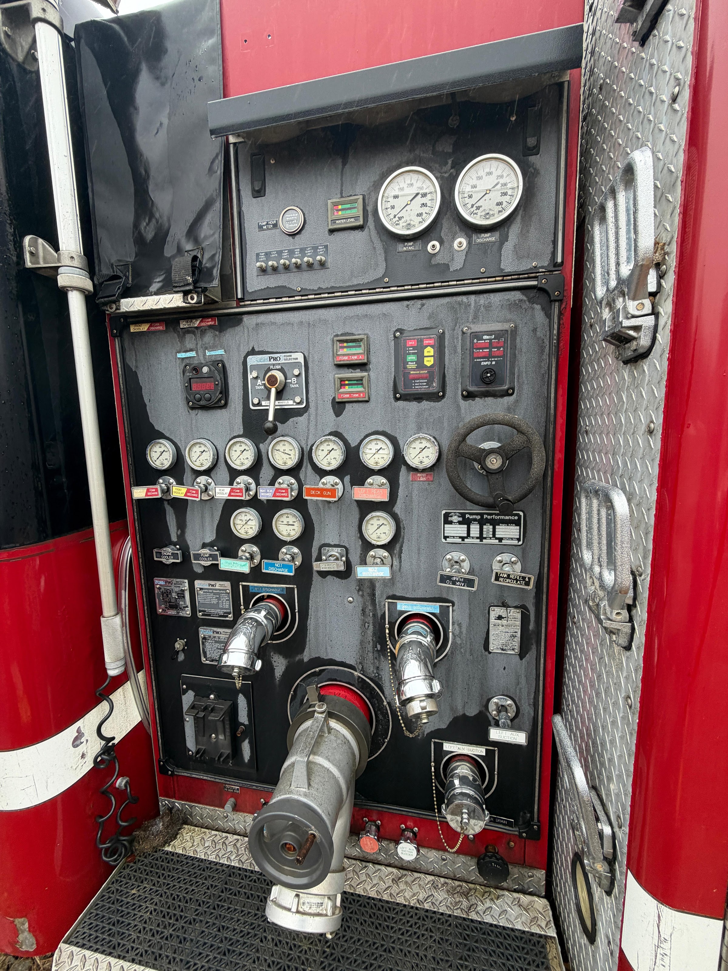 2001 American LaFrance — CT — $3,500 — photo 10