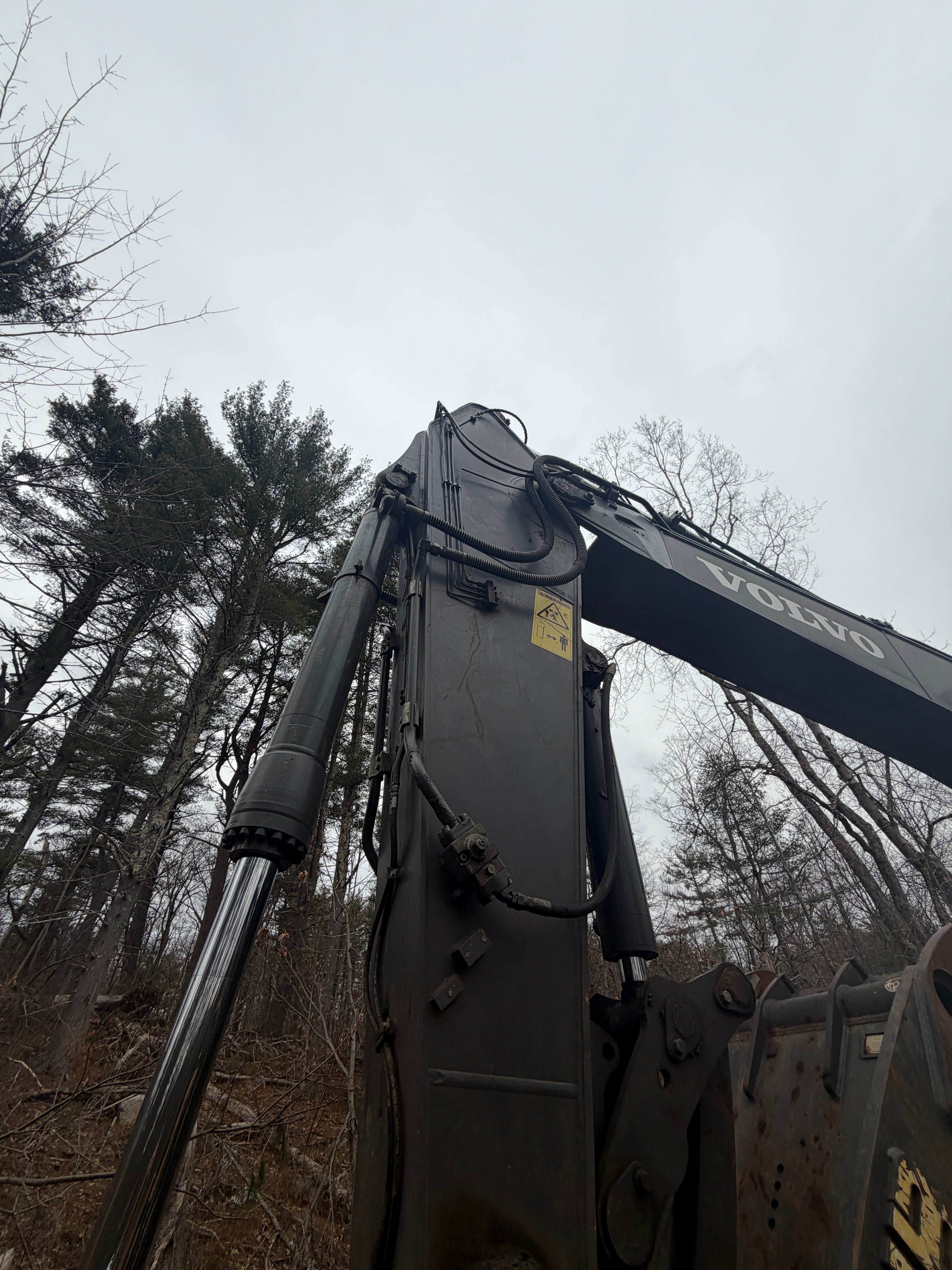Volvo EC300EL — Leicester, Massachusetts — $128,000 — photo 6
