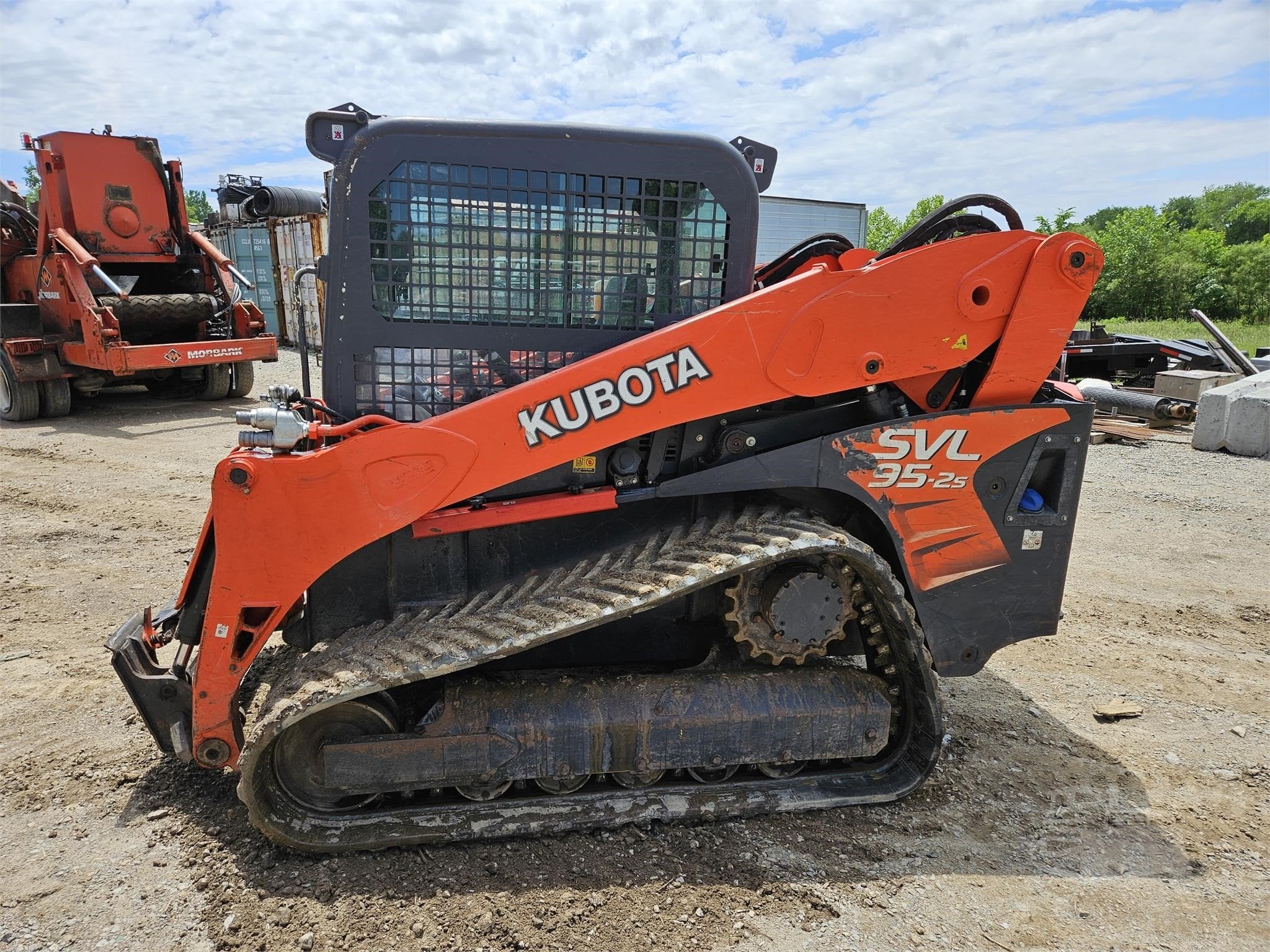 2019 Kubota SVL95-2S — Bremen, Ohio — $74,990 — photo 2
