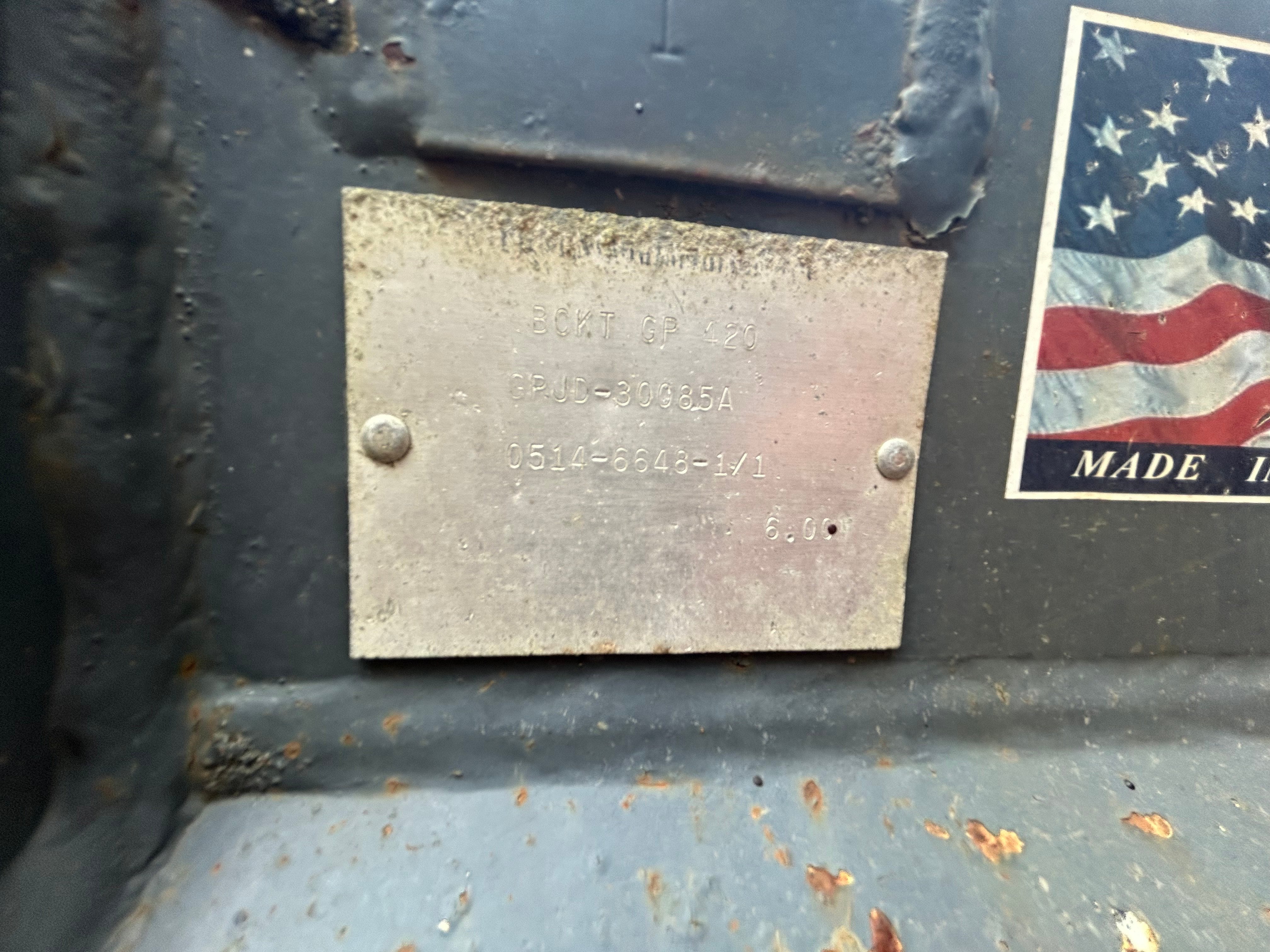 John Deere 824K — photo 8