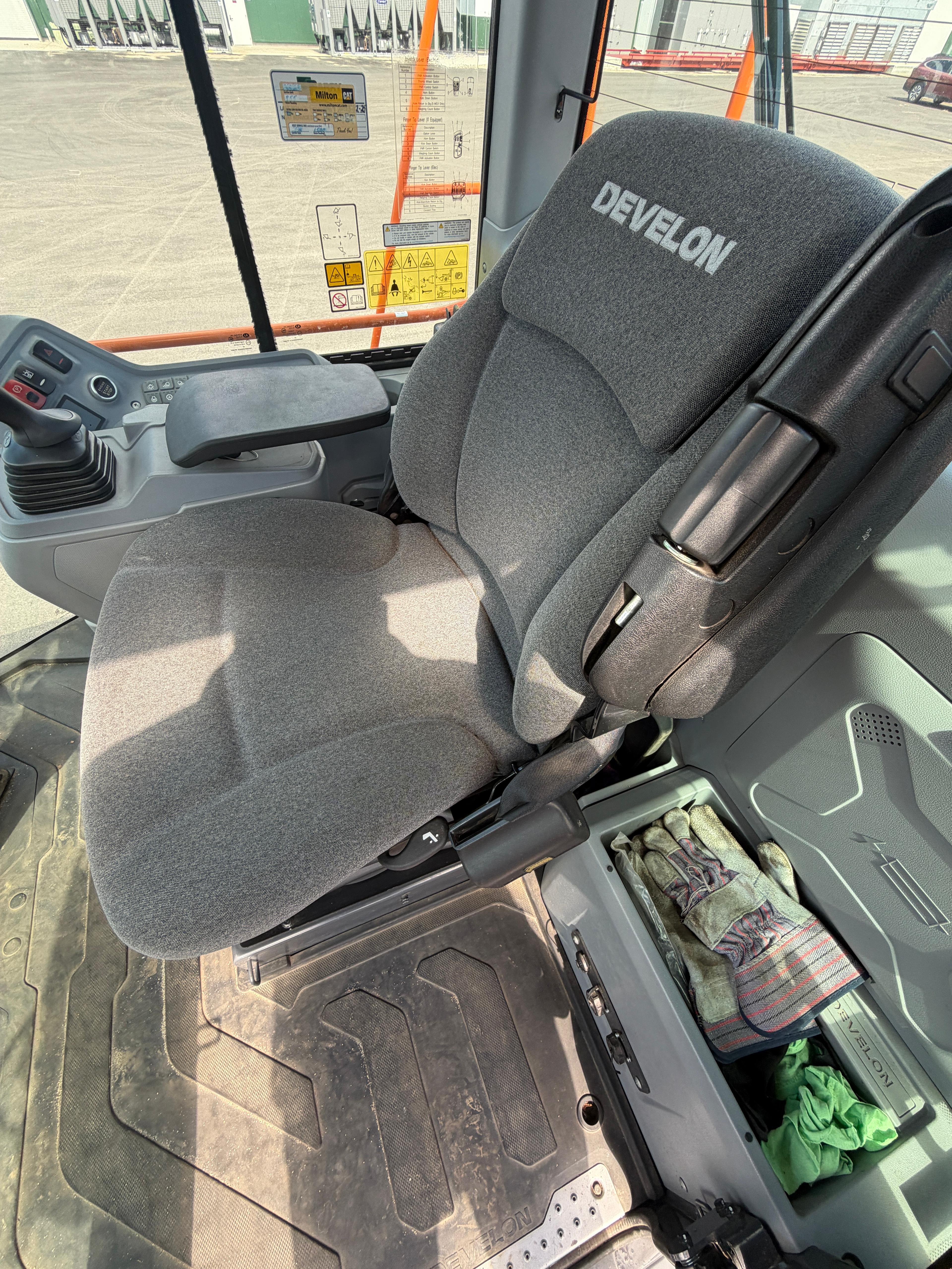 Develon DL420 — photo 8