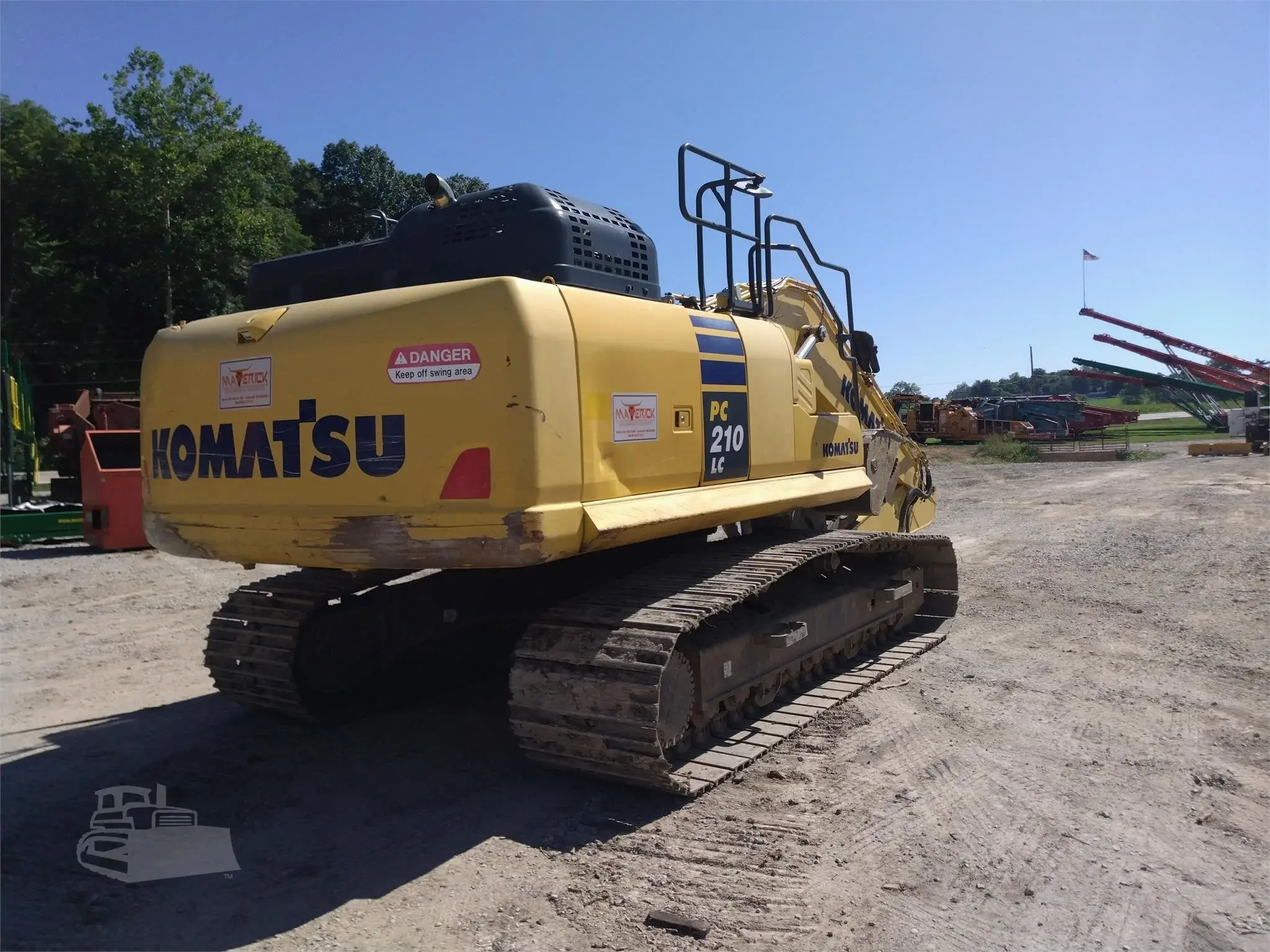 2016 Komatsu PC210 — Bremen, Ohio — $169,900 — photo 3