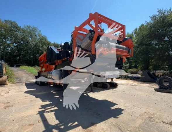 2025 EAGLE CRUSHER 3242 CS526C — photo 3
