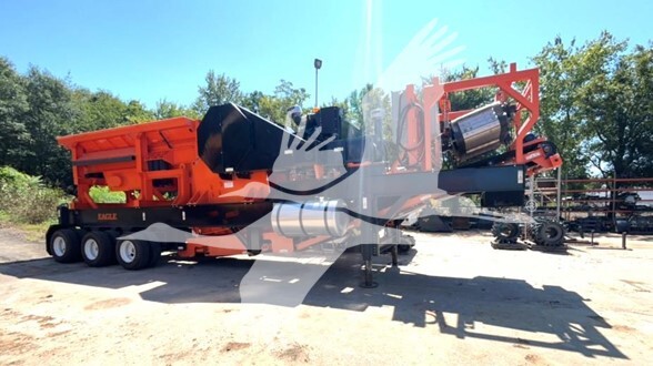 2025 EAGLE CRUSHER 3242 CS526C — photo 4
