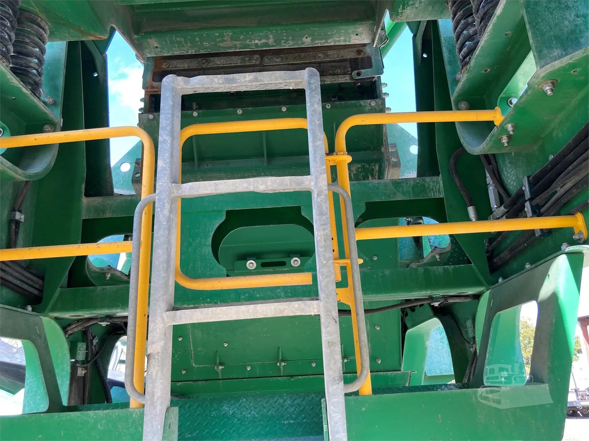 2018 McCloskey I54V3 — Ashtabula, Ohio — photo 9