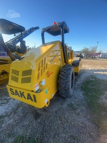2023 Sakai SV414TF — Savannah, Georgia — $90,000 — photo 3
