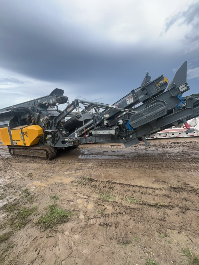 2023 Rubble Master RM70GO! — $499,000 — photo 2