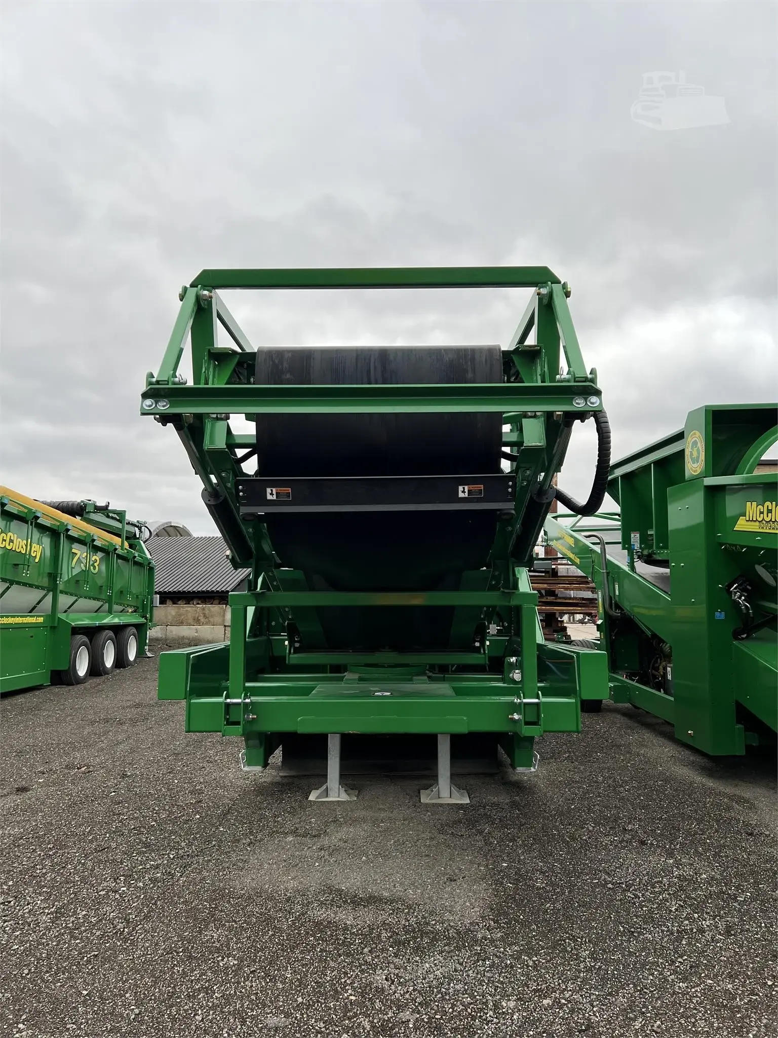 2023 MCCLOSKEY 621RE Screen Aggregate Equipment — Alma, Michigan — $349,000 — photo 11