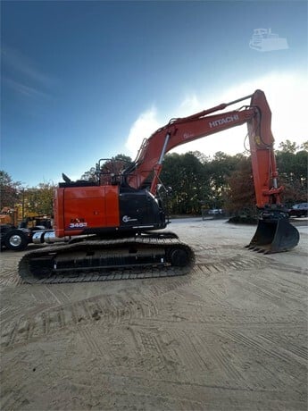 2023 Hitachi ZX345US LC-6 — Raleigh, North Carolina — $249,000 — photo 3