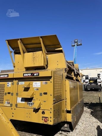 2024 Screen Machine SCALPER 107T — Alma, Michigan — $189,500 — photo 4
