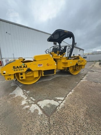 Sakai SW884