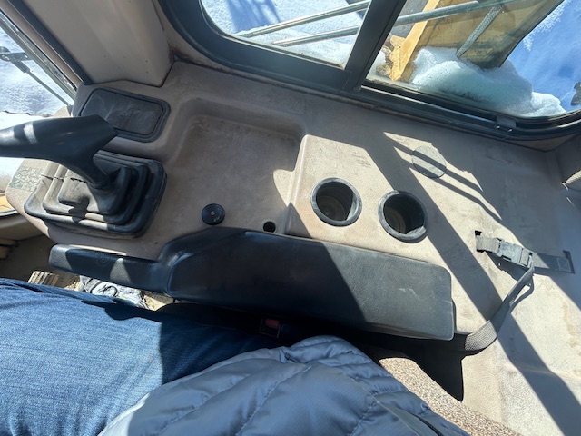 Caterpillar D5M — photo 6