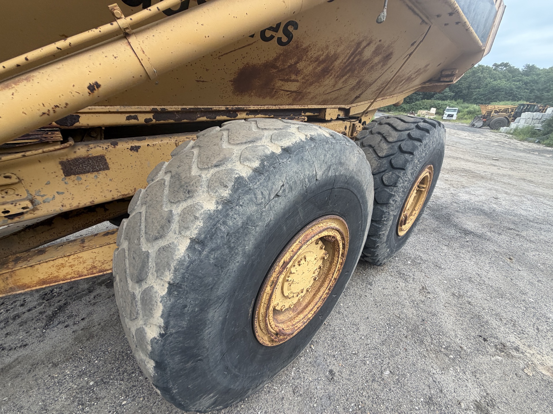 Caterpillar 725 — New York — photo 6