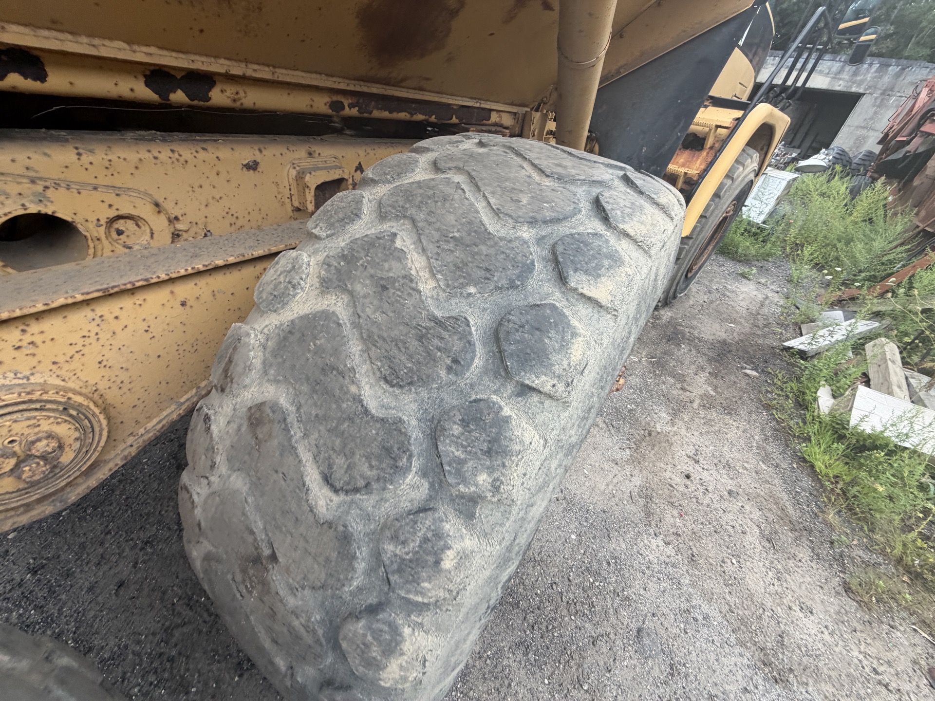 Caterpillar 725 — New York — photo 11