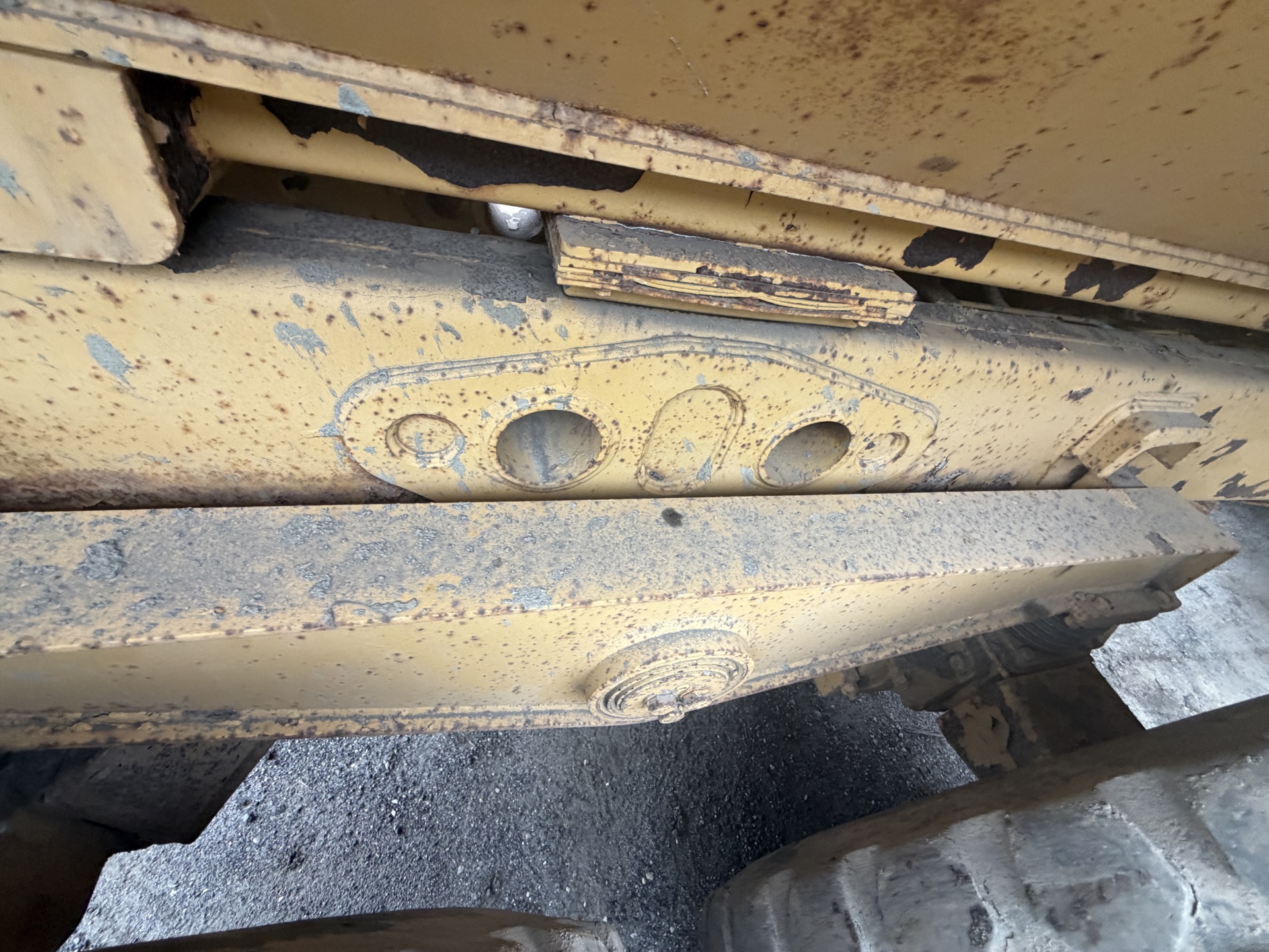 Caterpillar 725 — New York — photo 12