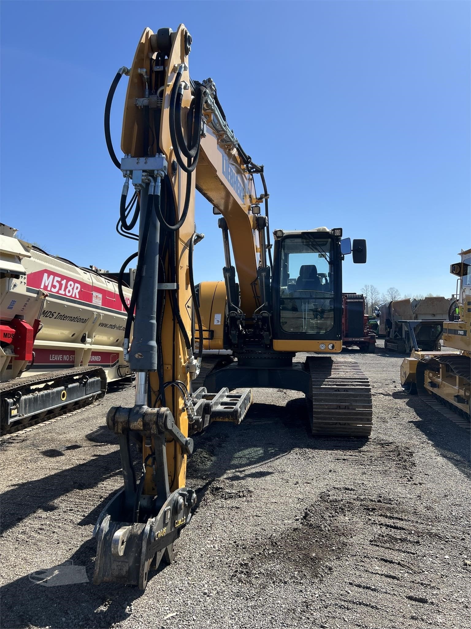 2017 Liebherr R920LC — $199,000 — photo 5