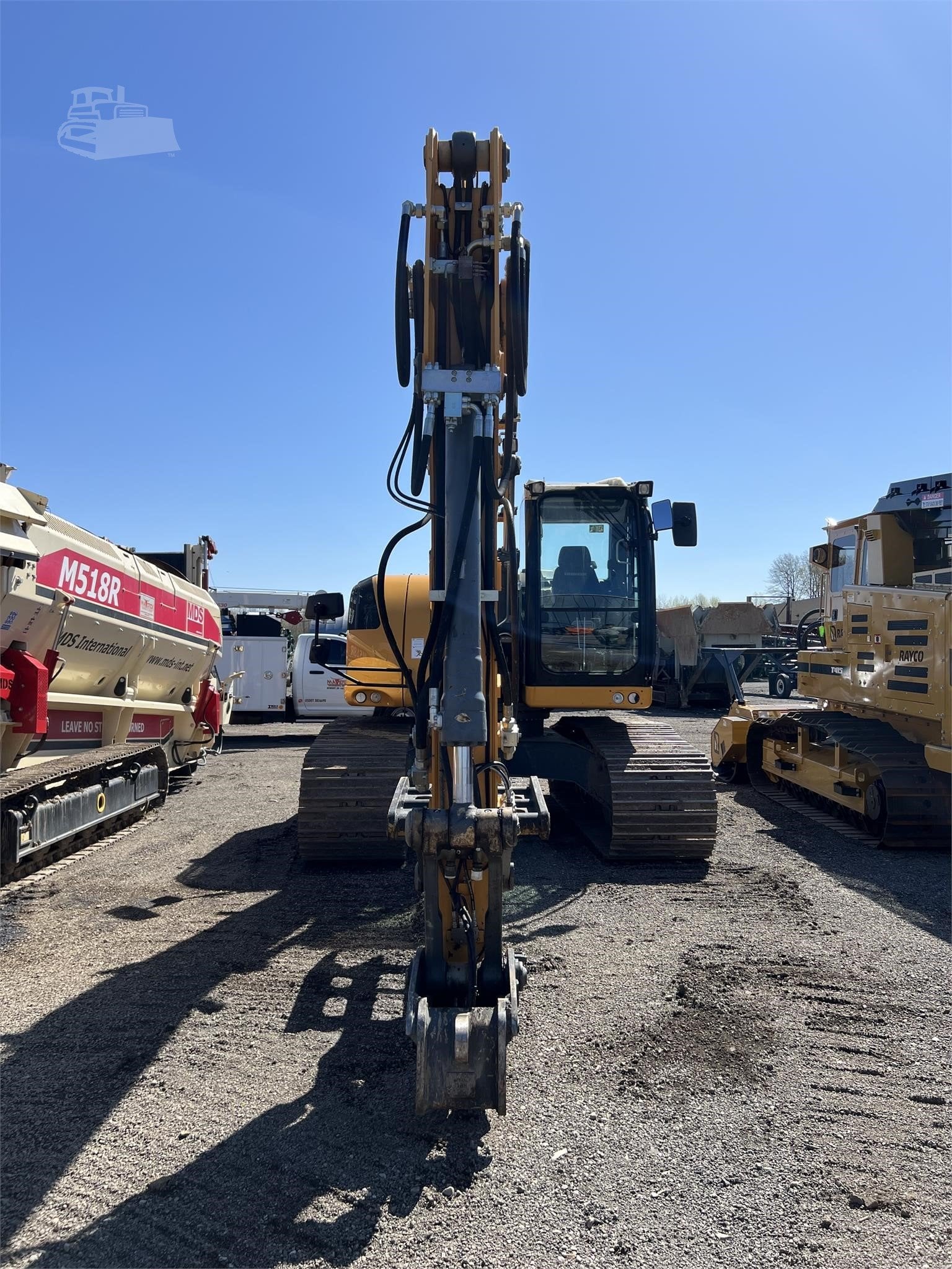 2017 Liebherr R920LC — $199,000 — photo 6