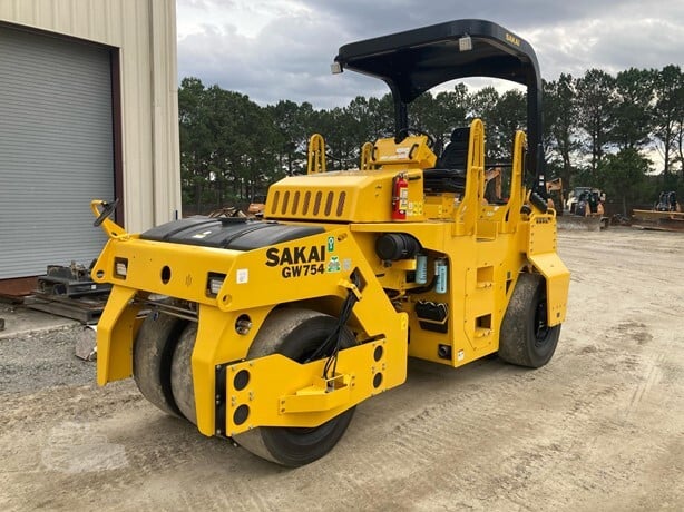 2023 Sakai GW754 — Greenville, North Carolina — $163,500 — photo 3