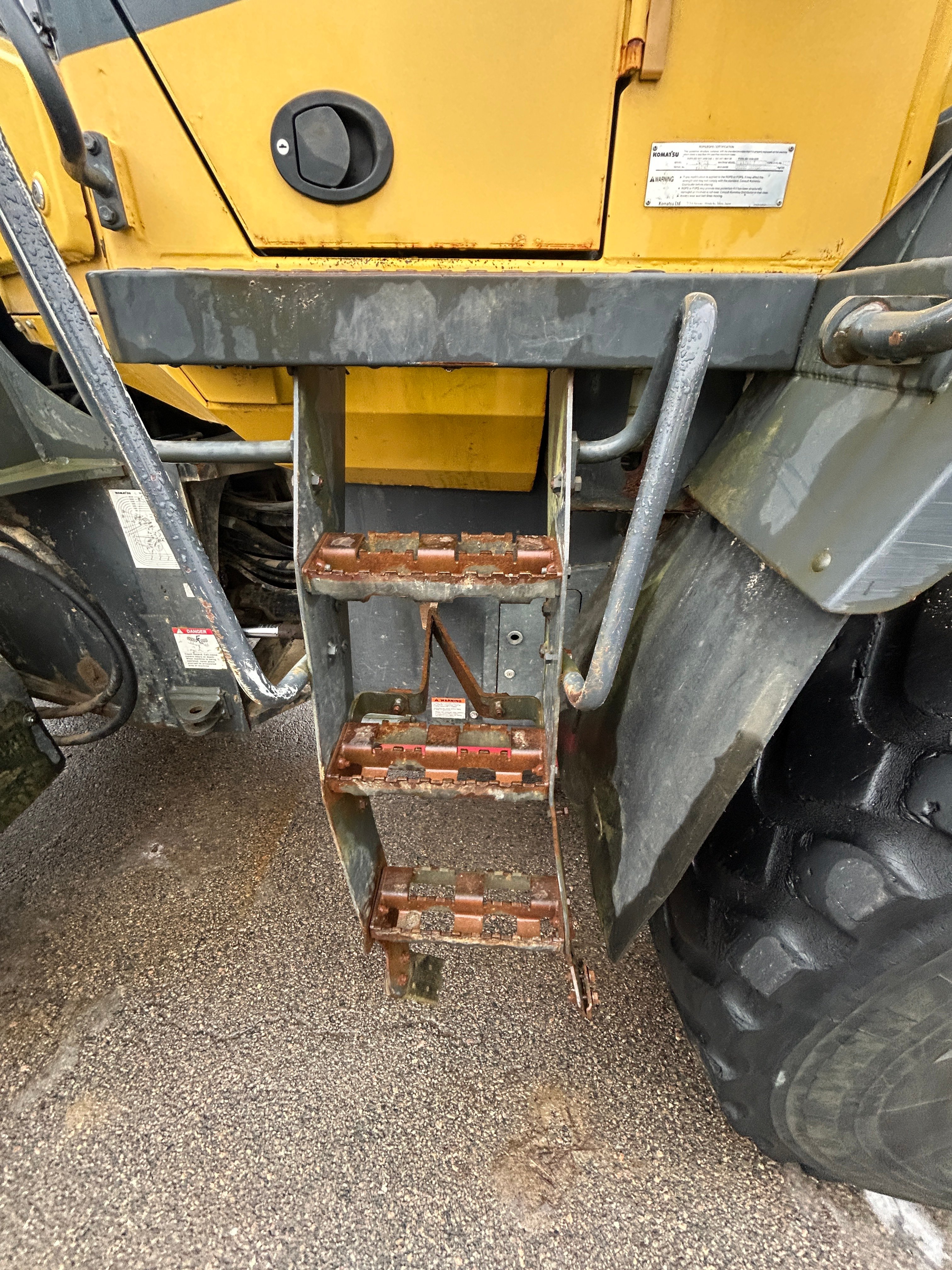 2011 Komatsu WA380-7 — Massachusetts — $90,000 — photo 7