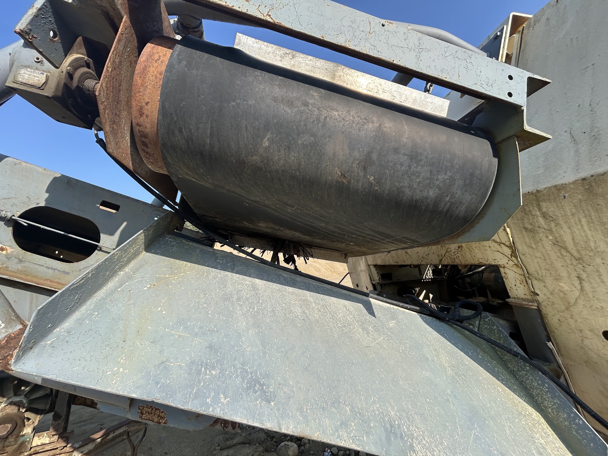 48" x 100FT DEEP TRUSS CONVEYOR WITH DRIVE — photo 7