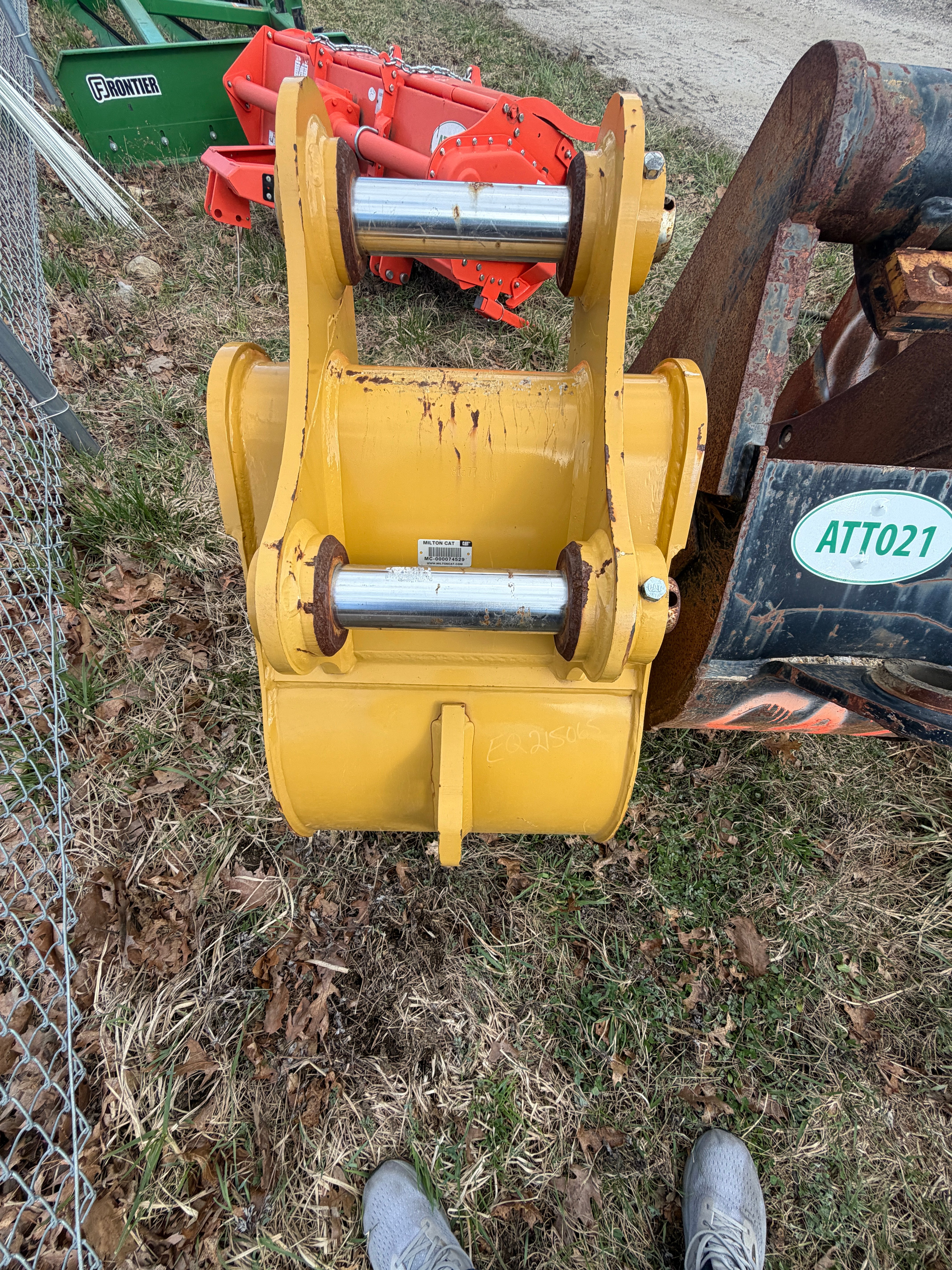 CAT Quick-Coupler Bucket — Providence, RI — $4,500 — photo 7