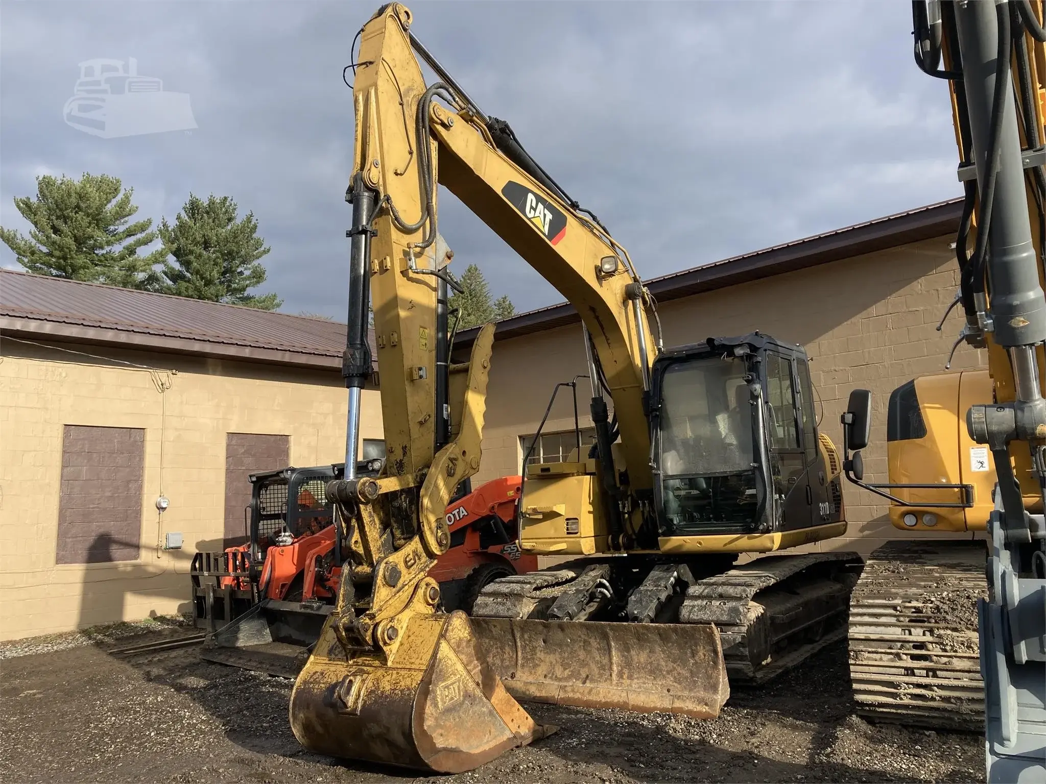 2013 Caterpillar 311DLRR — $92,000 — photo 9