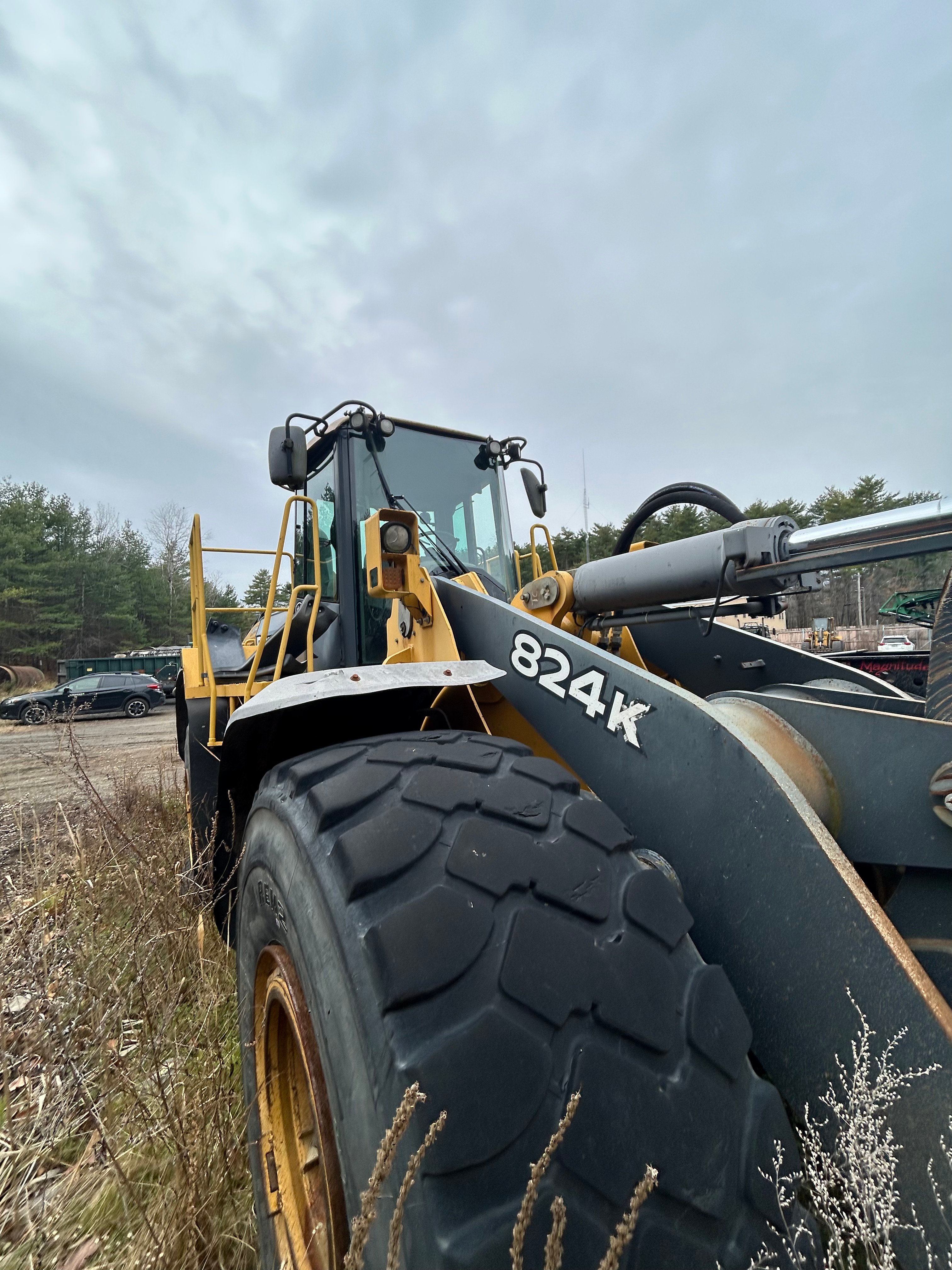 John Deere 824K — photo 5
