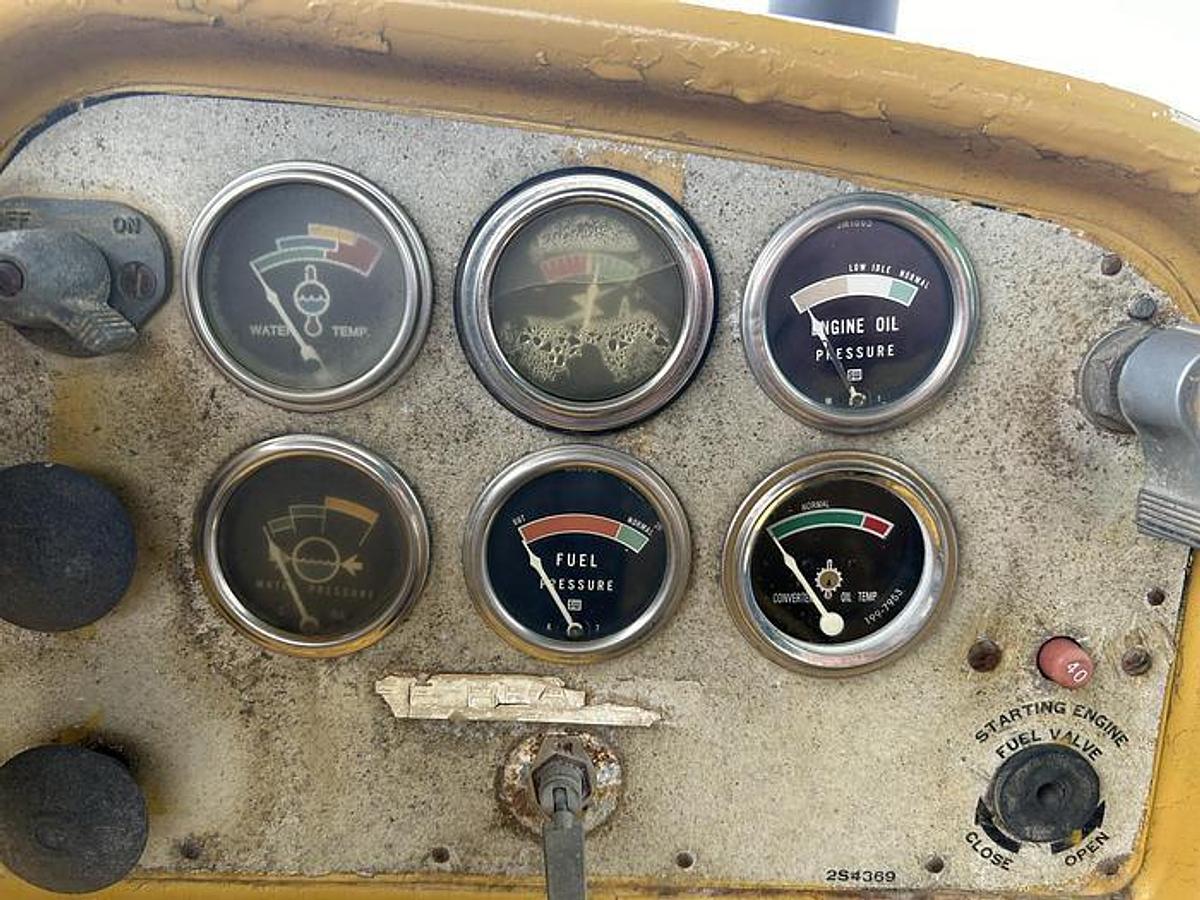 Caterpillar D-9G — $80,000 — photo 4