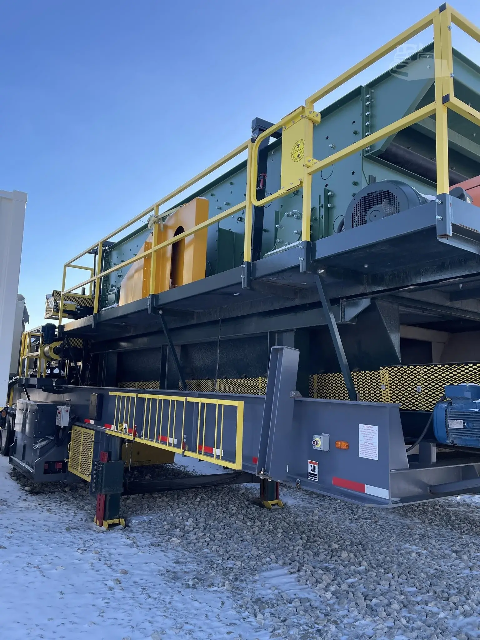 2024 LIPPMANN LC300WW — Lippmann LC300WW — Alma, Michigan