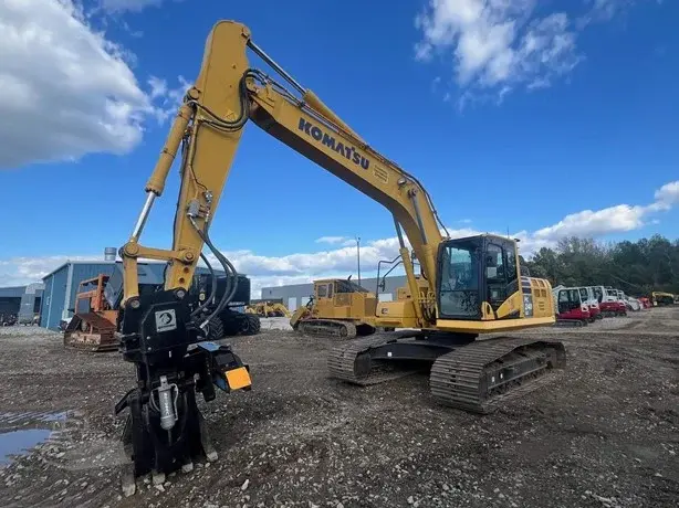 KOMATSU PC240 LC-11 — Komatsu PC240 LC-11 — Columbus, Ohio