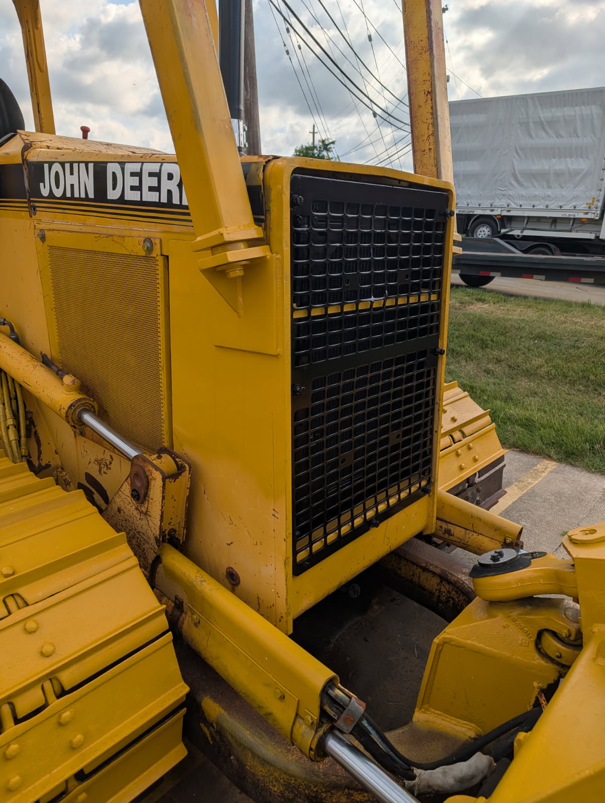 1999 John Deere 450G LGP — Cleveland, OH — $43,000 — photo 9