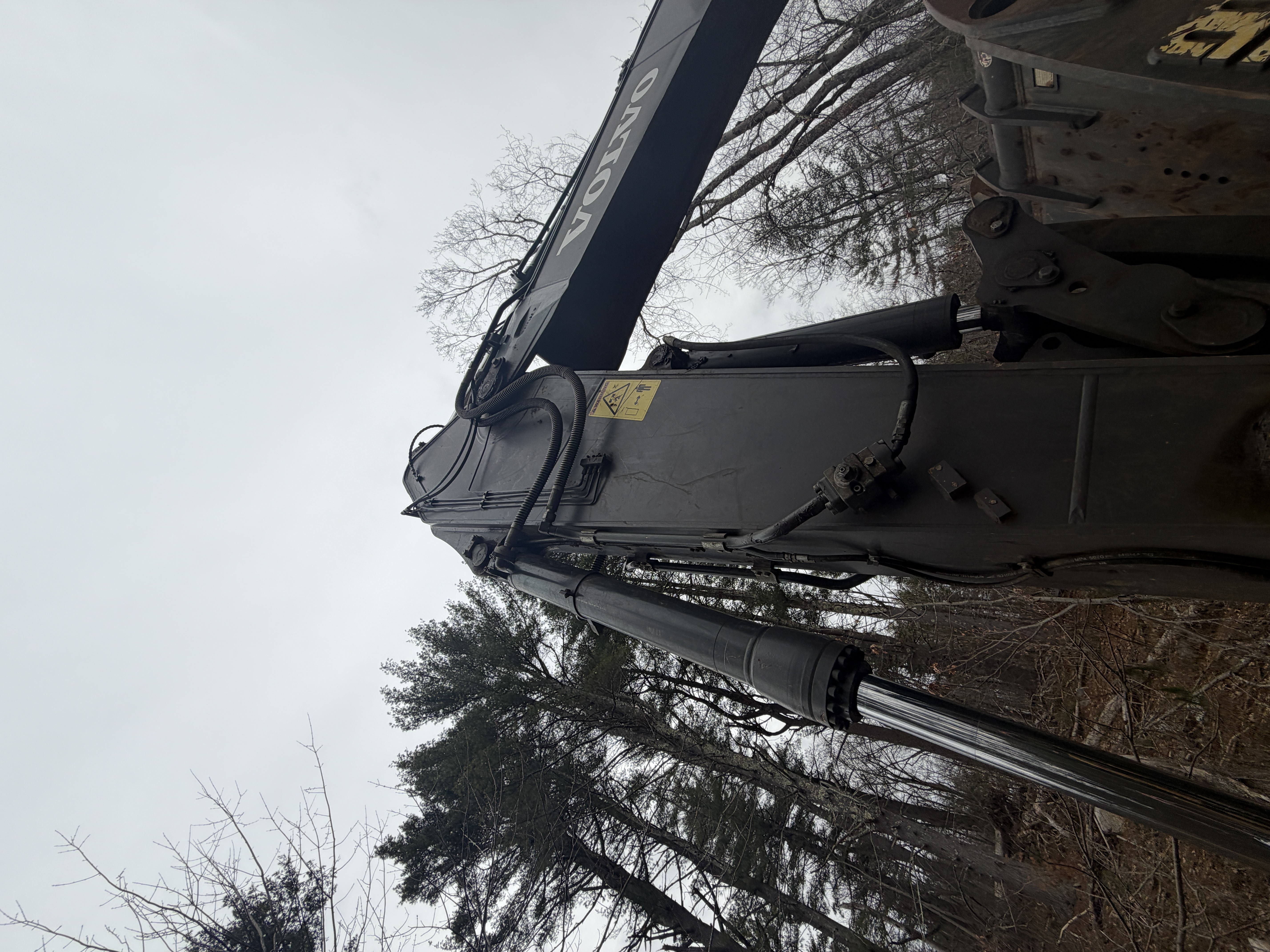 Volvo EC300EL — Leicester, Massachusetts — $128,000 — photo 6