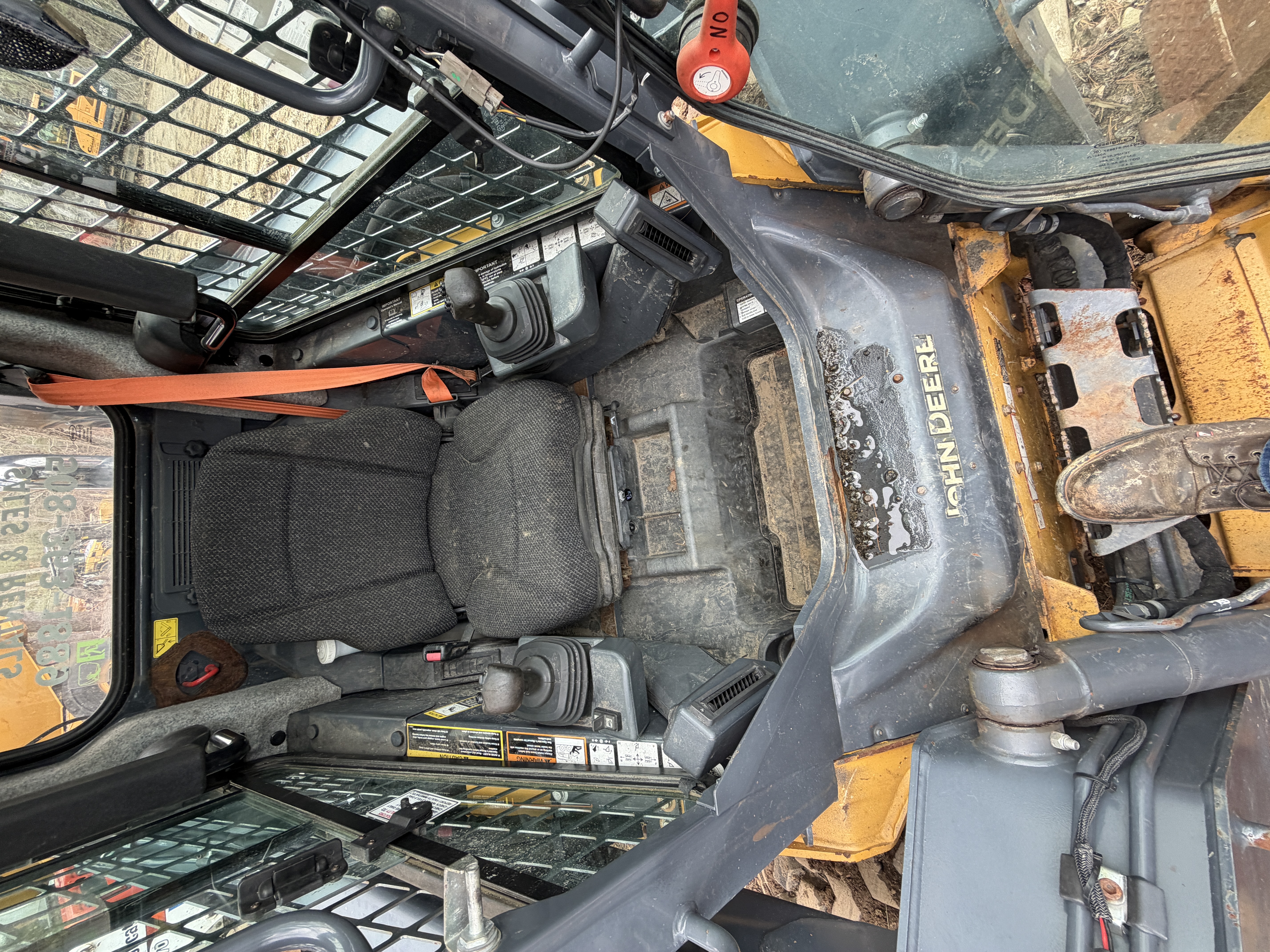 John Deere 324G — Leicester, Massachusetts — $38,000 — photo 6