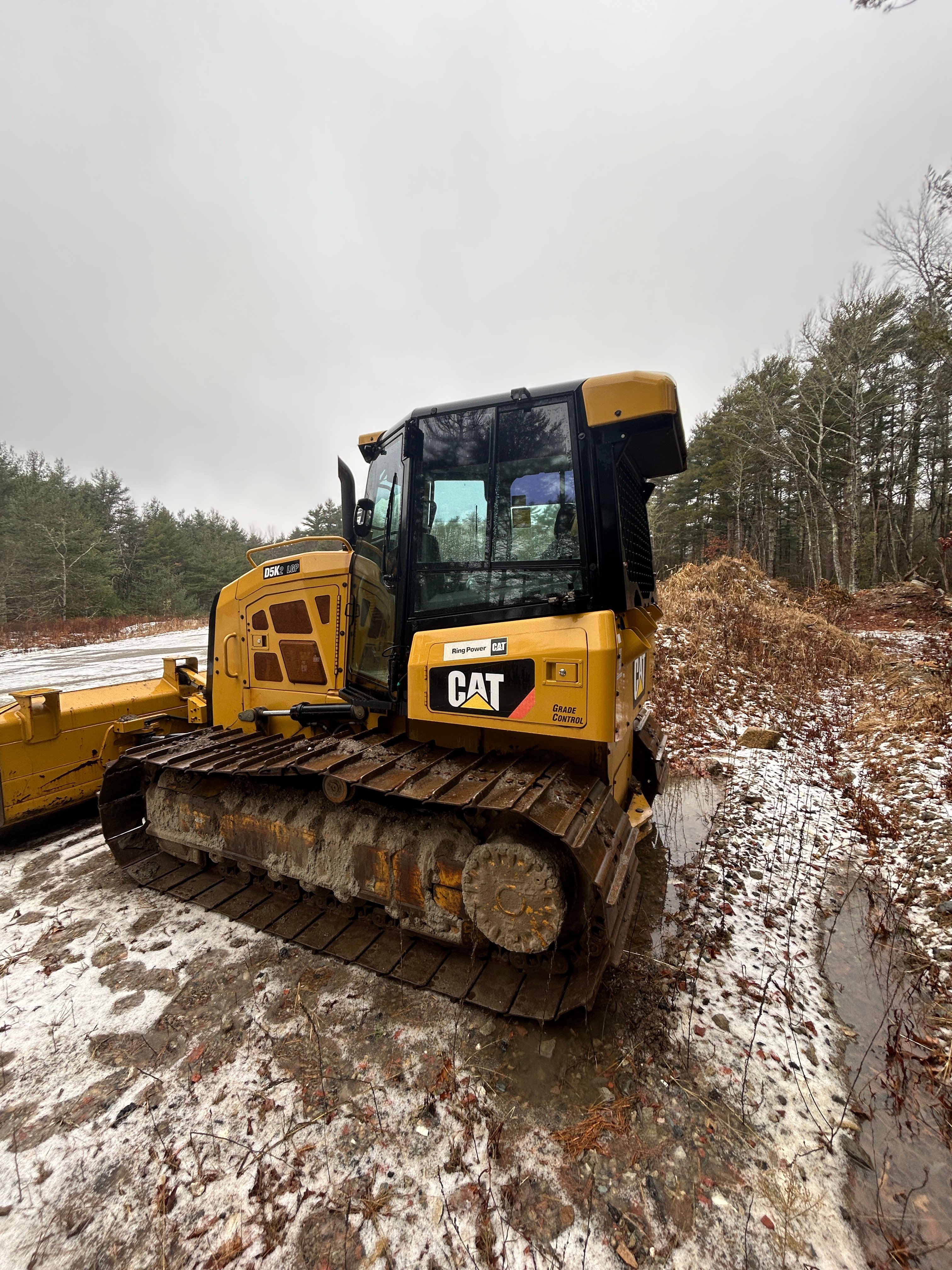 CAT Dozer — Caterpillar D5K 